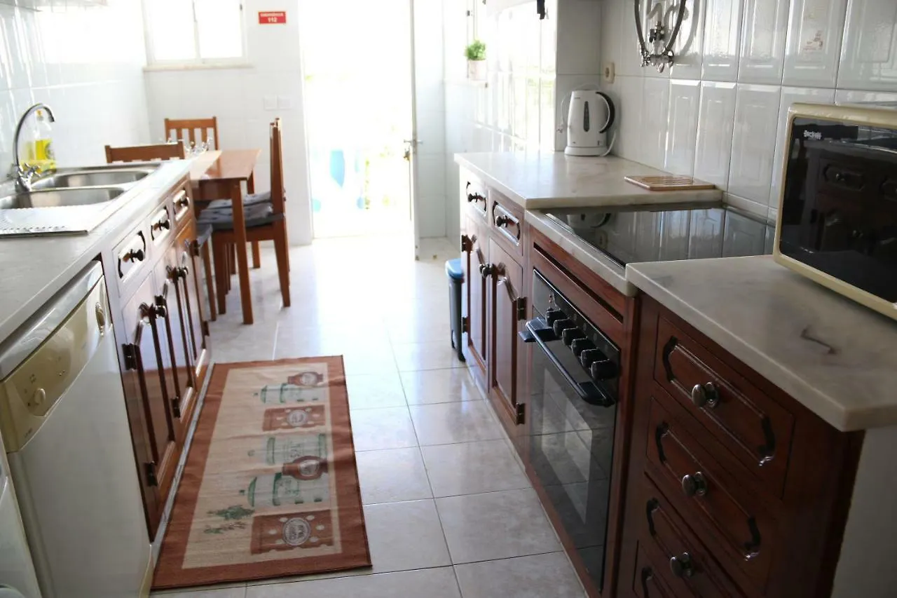 Apartamento Casa da Avó Espiche 0*,